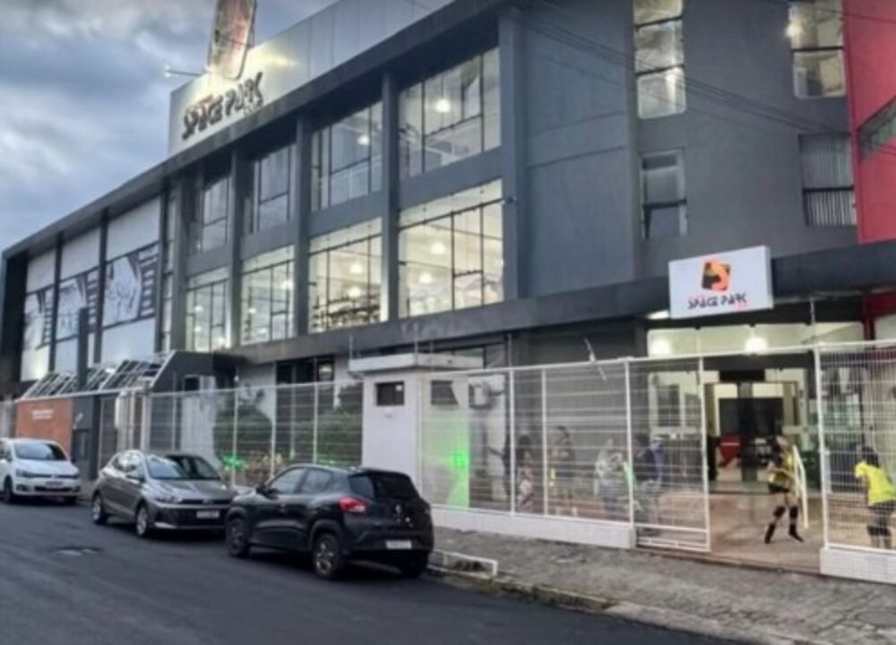 Fachada da Academia Space Park Club em Feira de Santana